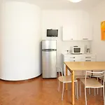 شقة Villaggio Tivoli بيبيوني
