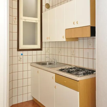 Villaggio Tivoli Apartman *